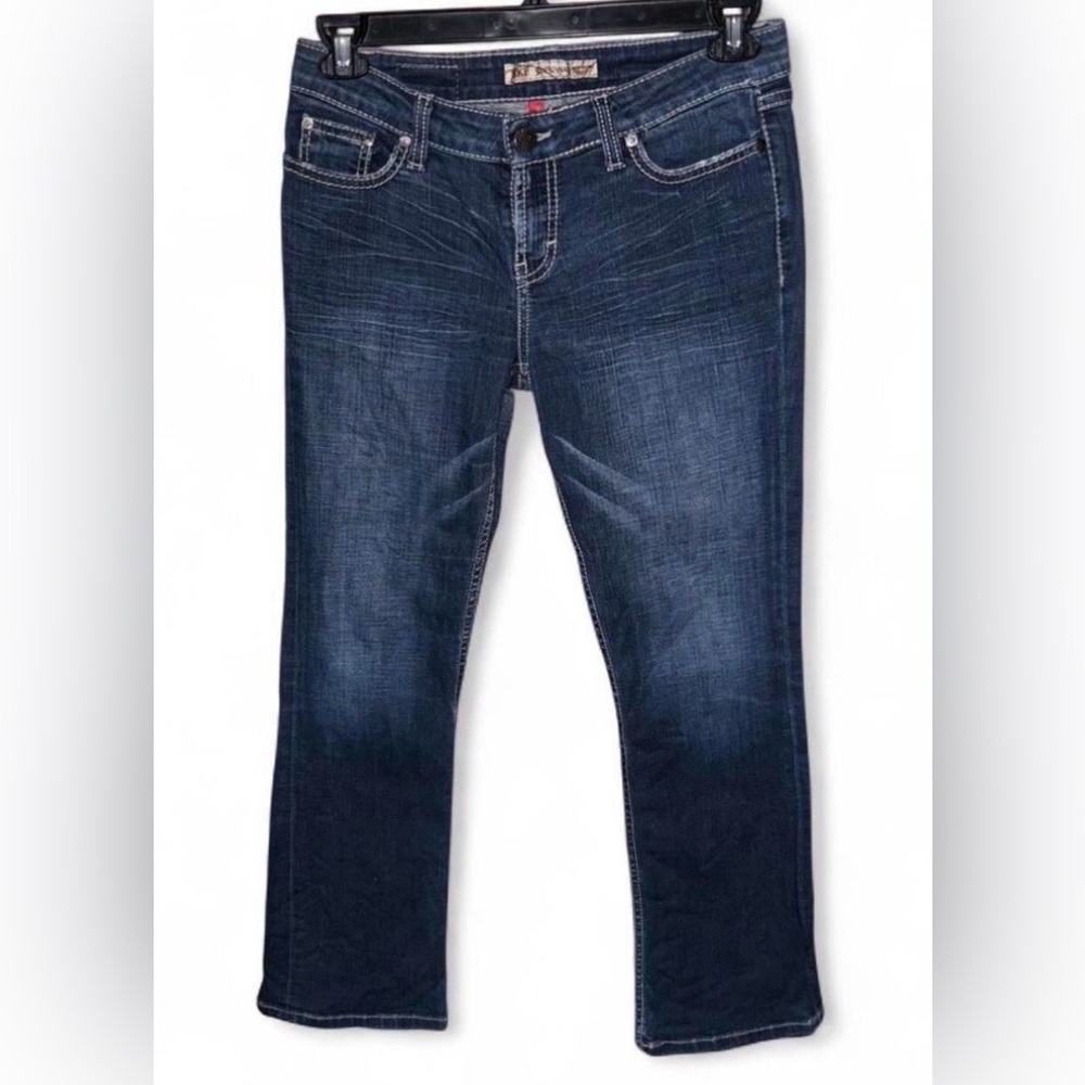 BKE Women’s Sabrina Mid Rise Bootcut Jeans Sz 29 Stretch Denim Embroidery Casual